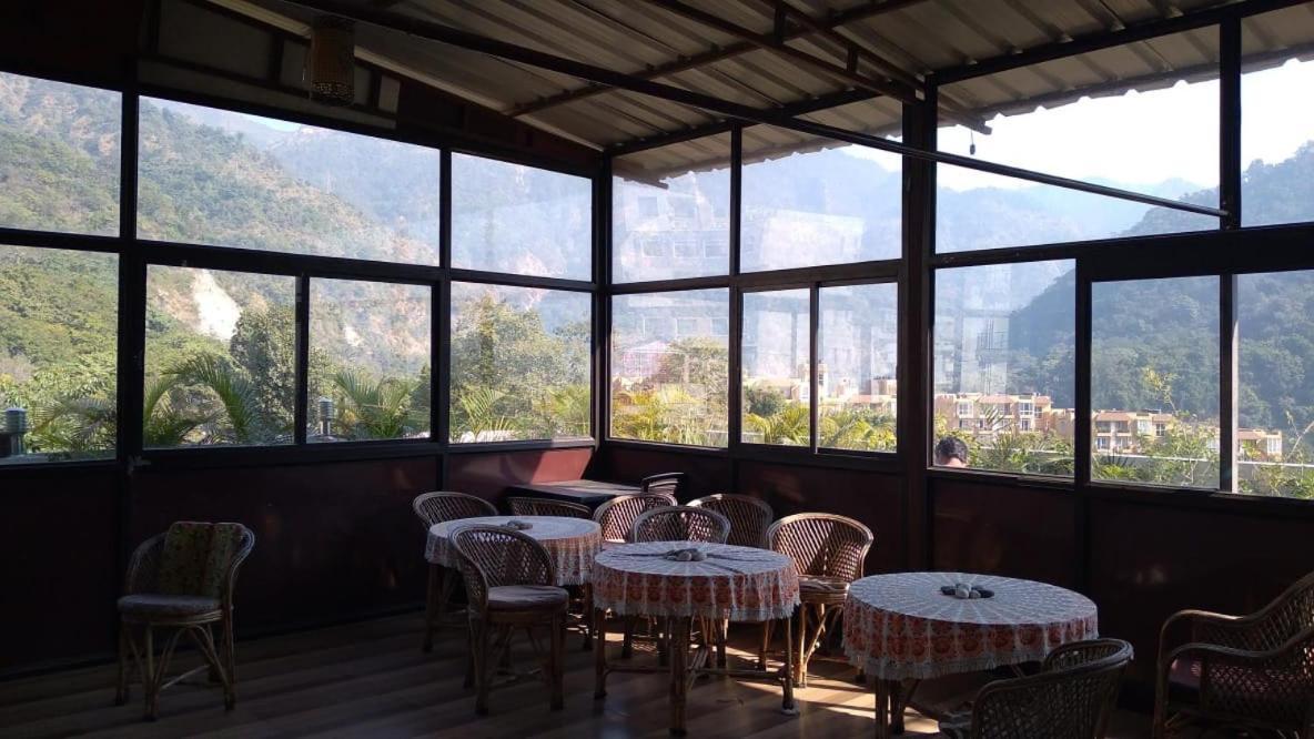 Hotel Vishla Palace By Uttarakhand Hotel Hospitality Narendra Nagar Eksteriør billede