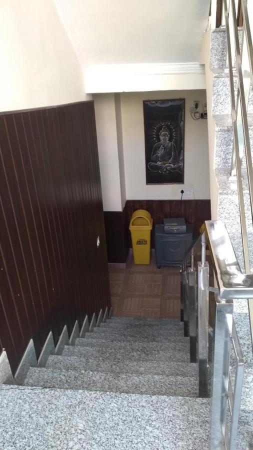 Hotel Vishla Palace By Uttarakhand Hotel Hospitality Narendra Nagar Eksteriør billede