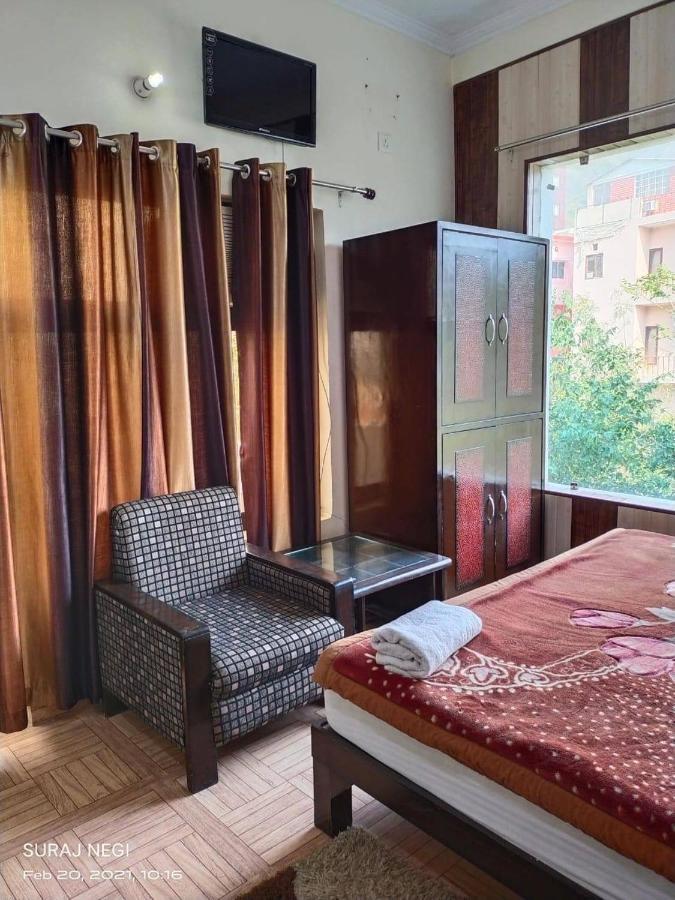 Hotel Vishla Palace By Uttarakhand Hotel Hospitality Narendra Nagar Eksteriør billede