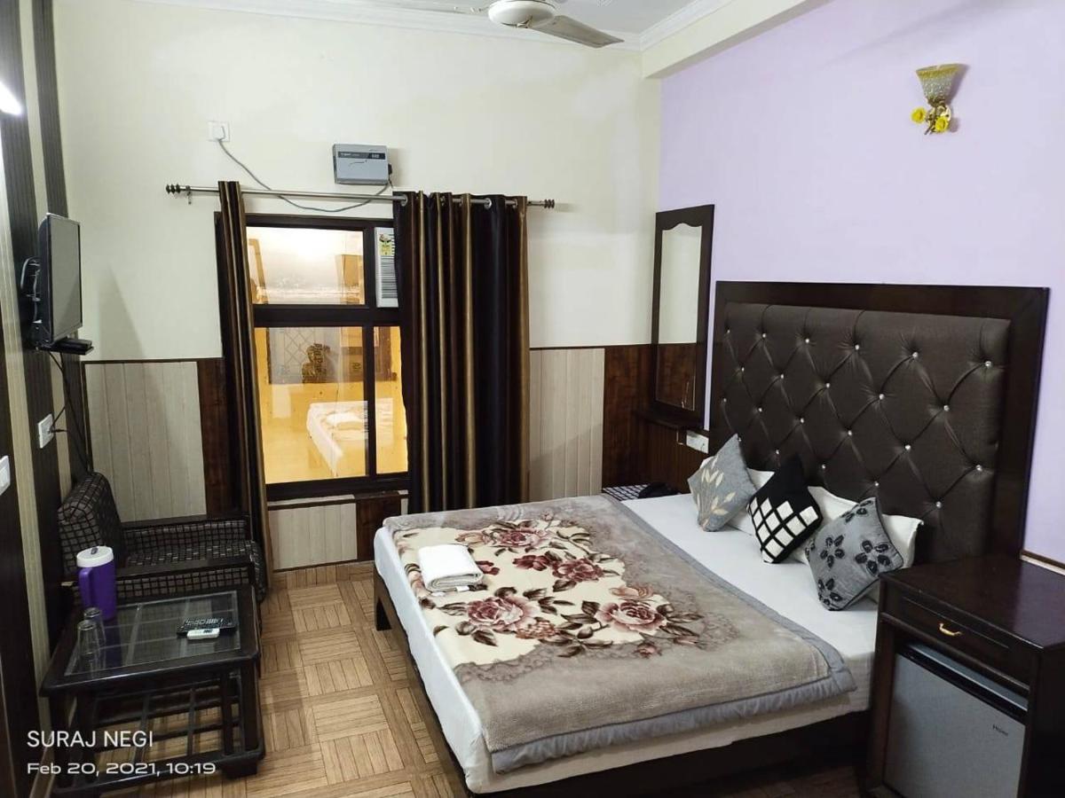 Hotel Vishla Palace By Uttarakhand Hotel Hospitality Narendra Nagar Eksteriør billede