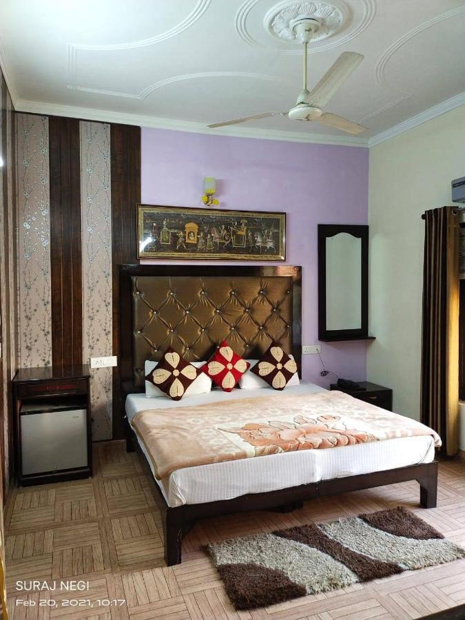 Hotel Vishla Palace By Uttarakhand Hotel Hospitality Narendra Nagar Eksteriør billede